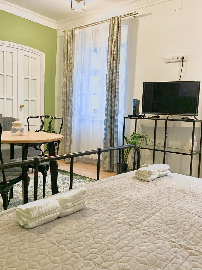 Fidelissima Apartman Sopron Extérieur photo